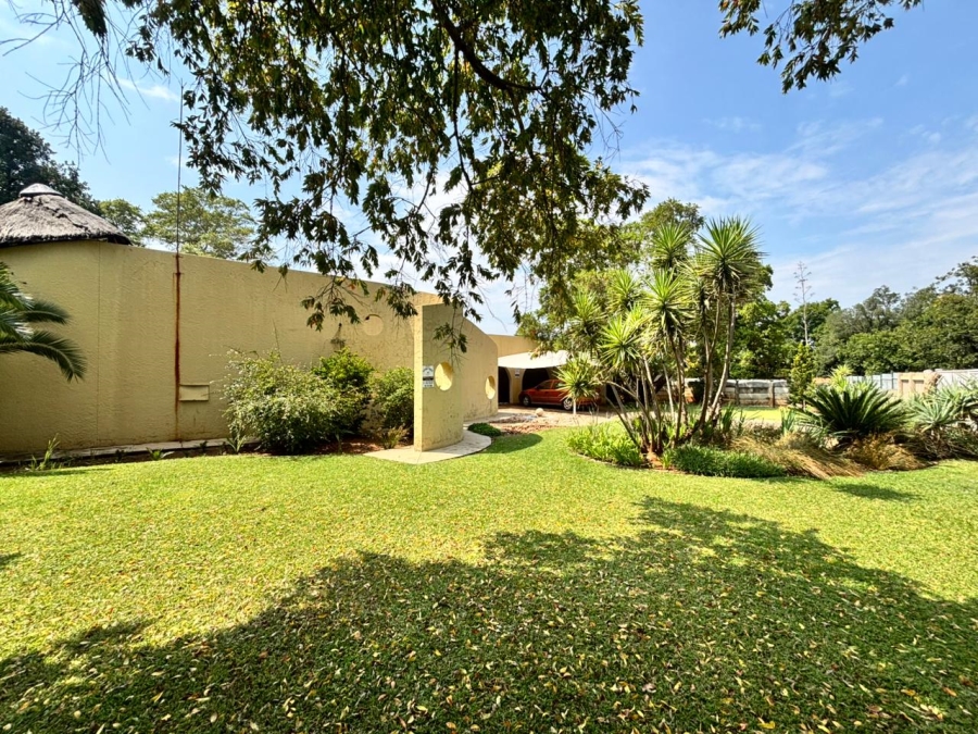 4 Bedroom Property for Sale in Flamwood North West